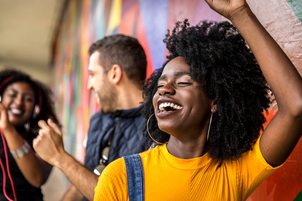 The Role of Music in Fashion: How Artists are Shaping the Industry